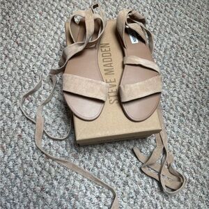 Brand New Steve Madden Beige Suede Strappy Tie Sandals